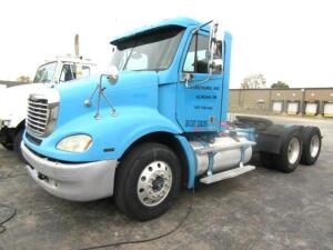 2006 Freightliner Truck; VIN: 1FUJF0CV06LW43202; Miles: 899610.8; *800 S Center Street Adrian, MI 49221*