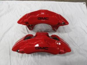 (1) Set of Front Left & Front Right: (1) DNO GMC PERF 6 Piston Caliper RH (Part No. 82463245) + (1) DNO GMC PERF 6 Piston Caliper LH (Part No. 8426324