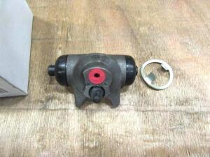 (Estimated 784) ACDelco VG Wheel Cylinder (Part No. C-19213349) *800 S Center Street Adrian, MI 49221 Building 5*