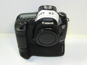 CANON EOS 5D MARK III DS126321 MEGAPIXEL DIGITAL CAMERA BODY ONLY, W/ VERTICALBATTERY GRIP