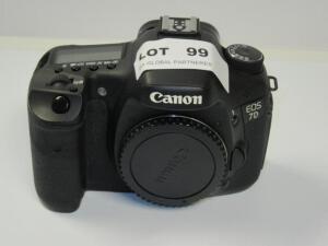 CANON EOS 7D DS126251 DIGITAL CAMERA BODY ONLY