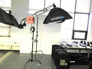 PROFOTO ACUTE D4 HEAD LIGHT W/ WESTCOTT PRO SOFTBOX 36" X 48" W/ AVENGERS D600 CHROME BOOM MINI W/ AVENGERS 2 RISERS BLK STAND