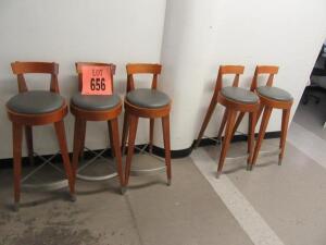 (5) STOOLS