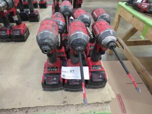 LOT OF 7 MILWAUKEE ELECTRIC DRILLS 18V W/ 4 CHARGERS ( 4650 OAKLEYS LN HENRICO, VA 23231)