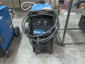 MILLER MILLERMATIC 252 MIG WELDER