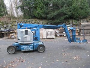 GENIE Z34/22N ARTICULATED BOOM LIFT WITH 2586 HOURS