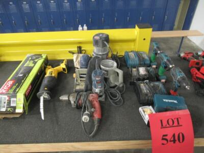ASSORTED BATTERY AND ELECTRIC HAND POWER TOOLS (MUST BE PICKED UP BY DECEMBER 16, 2019) (LOCATION 1415 75TH STREET SW, EVERETT WA. 98203)