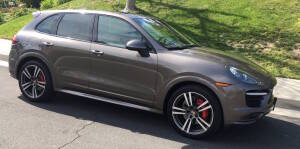 2014 Porsche Cayenne GTS