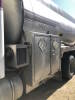 2007 Kenworth T800B Tri-Drive Tank Truck 561,511km, 30,937hr Serial No 1NKDXBEX67R994107 Unit No 1082

 Located at 310-2nd Ave. Fox Creek, AB T0H 1P0 - 6