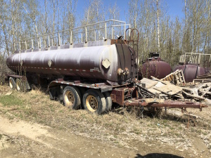 2005 Hamms Quad-Axle Steel Wagon Tank Trailer Serial No 2WWTA34C6HR000022 Unit No 2031 (Parts Only - Inoperable) Located at 310-2nd Ave. Fox Creek, AB T0H 1P0