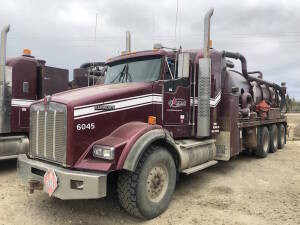 2005 Kenworth T800B Tri-Drive Combo Vacuum Truck 45,737km, 18,576hr Serial No 1NKDXBEXX5R978022 Unit No 6045 Located at 2020 1st Ave. Edson, AB, T7E 1T8