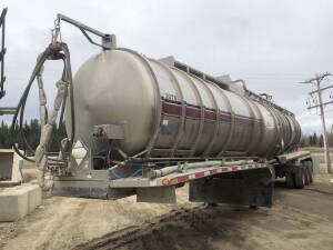 2007 Tremcar Tri-Axle Stainless Steel Tank Trailer Serial No 2TLDL483X7B002186 Unit No 2078 Located at 2020 1st Ave. Edson, AB, T7E 1T8