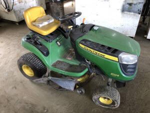 John Deere D105 Tractor Serial:1GXD105APCD080133 Located at 5603-50 Ave. Warburg, AB T0C 2T0