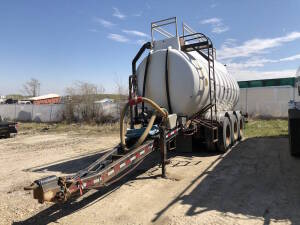 2005 Hamms Tridem Tank Trailer Pup, TC 312 RP Spec, 2 Compartment, 20,000L Cap., Tires 11R24.5, Pintle Hitch, Alum Railing VIN Unit # 2066 Located at 5603-50 Ave. Warburg, AB T0C 2T0