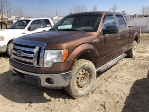 _____ Ford F150 XLT Crew Cab 4x4 Pickup, Auto Trans, Short Box *NO DASH, NOT RUNNING VIN 78179 Unit # ? Located at 5603-50 Ave. Warburg, AB T0C 2T0