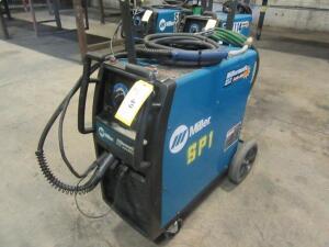 MILLER MILLERMATIC 212 AUTO-SET MIG WELDER