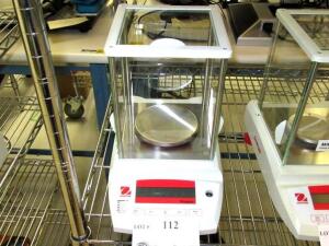 OHAUS PIONEER ANALYTICAL BALANCE, ITEM: PA153