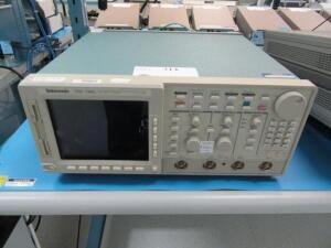 TEKTRONIX TDS 784C COLOR FOUR CHANNEL DIGITIZING OSCILLOSCOPE WITH INSTA VU ACQUISITION, S/N: B010851