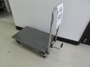 PITTSBURGH HYDRAULIC TABLE CART (LAB NEXT TO BACK EXIT)