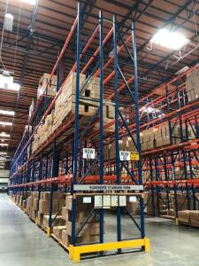 LOT, PALLET RACKING, 2 BACK TO BACK CONNECTED ROWS, CONSISTING OF 40 UPRIGHTS 34" WIDE X 25' TALL, 304 BEAMS 9' LONG. MAY NEED SPRINKLER AND OR ELECTRIC REMOVED.