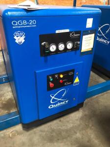 AIR COMPRESSOR, QUINCY, MODEL QGB 20, APPROXIMATELY 29658 HOURS