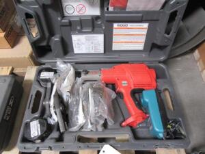 Ridgid 320-E Press Tool Cordless with 6 Clamps