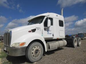 2008 Peterbilt Model 387 Tandem Axle Tractor ; VIN: 1XP-7D49X-0-8D762614; w/ sleeper, new batteries, needs work, motor spins, HAS SERVICE TAG, (BAD IG