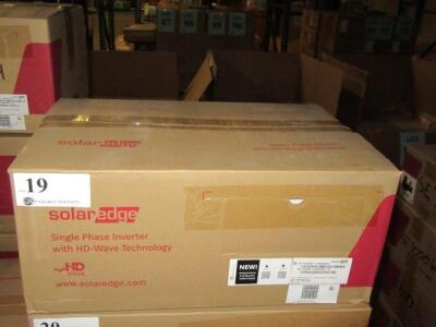 SOLAREDGE SE6000H-US000BNU4 SINGLE PHASE INVERTER 6.0KW HD WAVE 1PH GRID TIED (NEW)