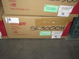 SOLAREDGE SE3000H-US000NNU4 SINGLE PHASE INVERTER 3.0KW HD WAVE 1PH GRID TIED (NEW)