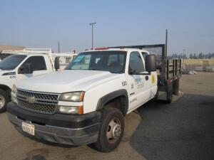 2005 CHEVY SILVERADO 3500 EXTENDED CAB FLAT BED TRUCK , 183560 MILES , VIN# 1GBJC39U65E322899 (620)