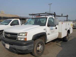 2007 GMC 3500 ALLISON DURAMAX UTILITY TRUCK ( NEDDS BRAKES) 289,405 MILES, VIN# 1GBJC34D67E188423 (465)