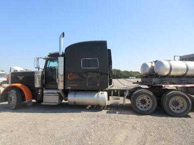 2009 Peterbilt Tractor 389, 118461 MILES INDICATED, 5672.4 HRS, VIN#: 1XPXD49X49N782988, Unit Number 2988