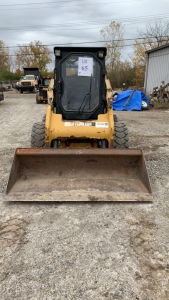 2013 CATERPILLAR LOADER 242B3 TWO SPEED VIN:CAT0242BLSRS02570 HRS.: 1297 (DELAY PICK UP 11/11/20) (Title will be sent to addre
