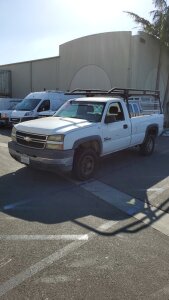 2006 CHEVY SILVERADO 2500HD PICKUP TRUCK W/ RACK, MILES-350,901 VIN#1GCHC24D06E195502 (#302)(LOCATED AT 2210 S DUPONT DR. ANAHEIM CA 92806)