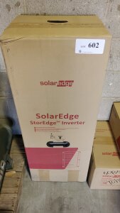 SOLAREDGE SE7600A-USS2RNCB2 SINGLE PHASE STOREDGE INVERTER 7.6 (NEW)(LOCATED AT 4530 N WALNUT RD. NORTH LAS VEGAS NV 89081)