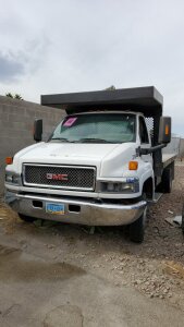 2004 GMC C4 11/2 TON, 14FT, FLAT BED TRUCK MILES-167,742 VIN#1GDE4C1154F501578 (#216) (LOCATED AT 4530 N WALNUT RD. NORTH LAS VEGAS NV 89081)