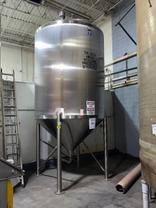 FELDMEIER STAINLESS STEEL VERTICAL STORAGE TANK, 316L, 2,500 GALLON, SINGLE SHELL, CONE BOTTOM, 84" ID, EMPTY WEIGHT APPROX 2,000 LBS, COMPANY ID: TK-231 (2017)