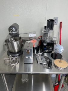 (LOT) KITCHENAID 8 QT. BLENDER MODEL KSM8990DP,CUISINART WARING 2.5 QT. DICING FOOD PROCESSOR, AND EDLUND CAN OPENER