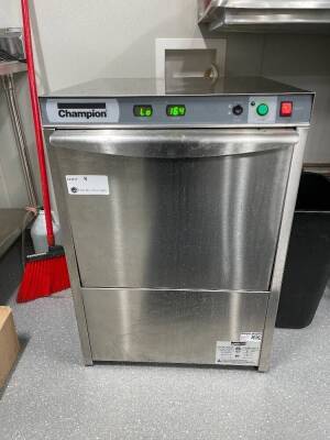 CHAMPION COMMERCIAL DISHWASHER MODEL UH130B M4