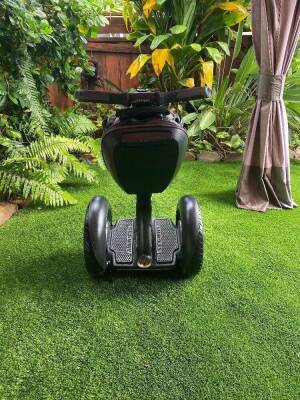 2011 Segway i2 Personal Transporter, 7,619 Miles; One Remote Key; S/N: 112061065622; Type: GEN 2