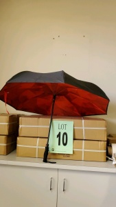 LOT OF 80PCS RED & BLACK UMBRELLAS