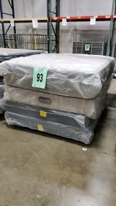 LOT OF 2 SETS QUEEN MATTRESS AND BOX SPRING