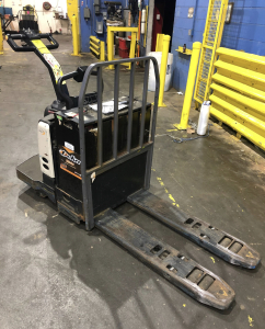 2016 Crown PE4500-60 Electric Pallet Jack; 1,166 Hours *102 N Midway Rd Cordele, GA 31015*