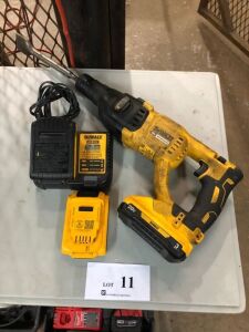 Dewalt DCH133 1" SDS Plus Brushless Hammer + 3 Batteries + 1 Charger *102 N Midway Rd Cordele, GA 31015*