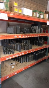 LOT OF STEEL NIPPLES.
SCH XH SMLS, SIZES INCLUDE 1 1/4 TO 4 INCH DIAMETERS,
2 TO 12 INCHES IN LENGTH,
APPROXIMATELY 875 PIECES ON 4 SHELVES.
PALLET RACK NOT INCLUDED.
LOCATED IN CARLSBAD NM.