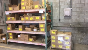 LOT OF MISC YELLOW CAD STUD BOLTS AND NUTS.
5/8 TO 1 1/8 INCH, VARIOUS LENGTHS. AS SHOWN.
APPROXIMATELY 3300 PIECES. ALL ON 1 SECTION OF PALLET RACK AND 3 PALLETS.
PALLET RACK NOT INCLUDED.
LOCATED IN CARLSBAD NM.