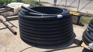 LOT OF POLY TUBING, 4 INCH IPS.
AS SHOWN, ALL IN 1 COIL IN THE BULLPEN.
LOCATED IN CARLSBAD NM.