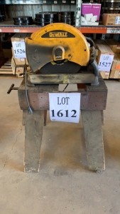 DEWALT 14IN CHOP SAW MODEL: D28715 (MAIN BUILDING)(Located at Ft Morgan, CO)