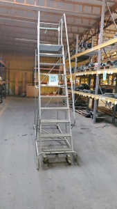 ULINE 10 STEP SAFETY LADDER LADDER ( LOCATED IN ODESSA TX )