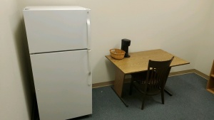 GE REFRIGERATOR, TABLE, (2) BOOKCASES, CHAIR (LOCATED IN ODESSA TX )